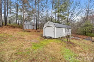 7015 Mt Holly-Huntersville Rd, Charlotte, NC 28216 - Photo 29