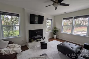 3218 Silver Pond Ct, Charlotte, NC 28210 - Photo 9