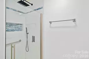 101 Deerlake Dr, Asheville, NC 28803 - Photo 23