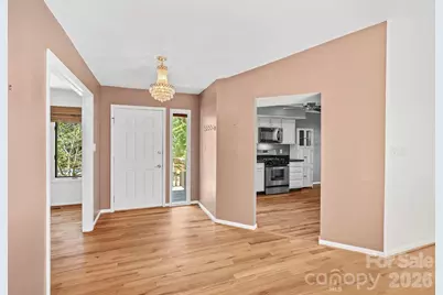 101 Deerlake Drive, Asheville, NC 28803 - Photo 7