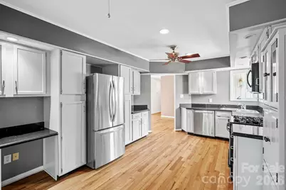 101 Deerlake Drive, Asheville, NC 28803 - Photo 17