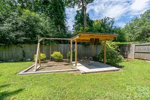 2003 Plaza Ave, Kannapolis, NC 28081 - Photo 9