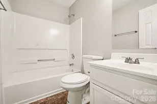 6027 Running Deer Rd, Charlotte, NC 28214 - Photo 11