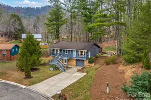 27 Brookcliff Dr, Asheville, NC 28804 - Photo 3