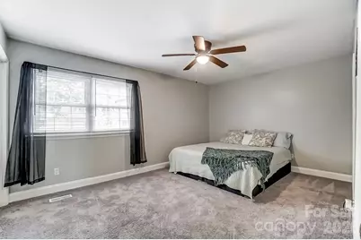 8518 Castle Pine Court, Charlotte, NC 28226 - Photo 19