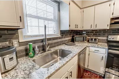 8518 Castle Pine Court, Charlotte, NC 28226 - Photo 11