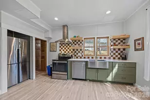 615 Rose Hill Rd, Asheville, NC 28803 - Photo 11