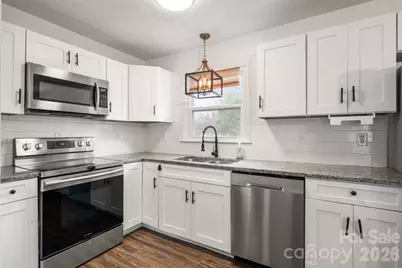 5610 Lawrence Orr Road, Charlotte, NC 28212 - Photo 7