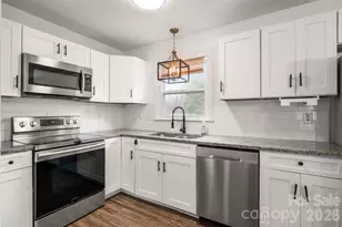 5610 Lawrence Orr Rd, Charlotte, NC 28212 - Photo 7