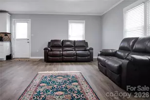 200 W Shannonhouse St, Shelby, NC 28152 - Photo 7