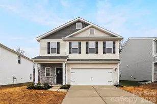 2017 Karen Woods Ln, Charlotte, NC 28216 - Photo 3