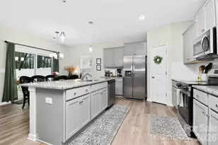 2017 Karen Woods Ln, Charlotte, NC 28216 - Photo 7