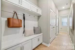 4618 Lakeview Road N, Charlotte, NC 28216 - Photo 5