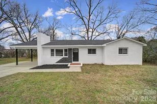 4008 Tennessee Ave, Charlotte, NC 28216 - Photo 1