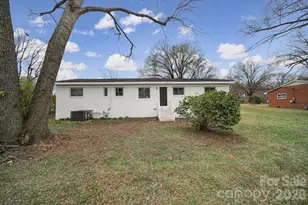 4008 Tennessee Ave, Charlotte, NC 28216 - Photo 29