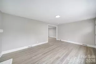 4008 Tennessee Ave, Charlotte, NC 28216 - Photo 9