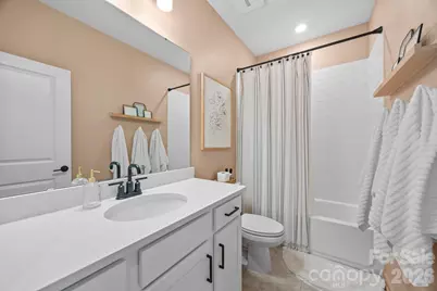 4021 Hidden Oaks Drive, Charlotte, NC 28205 - Photo 19