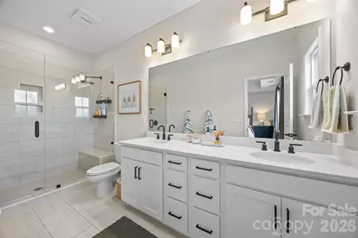 4021 Hidden Oaks Drive, Charlotte, NC 28205 - Photo 15