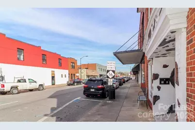 103 N College Avenue, Newton, NC 28658 - Photo 5