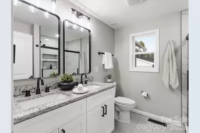 9243 Edgevale Drive, Charlotte, NC 28216 - Photo 15