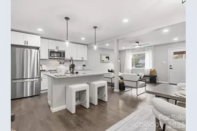 9243 Edgevale Drive, Charlotte, NC 28216 - Photo 11