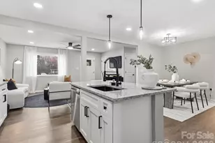 9243 Edgevale Dr, Charlotte, NC 28216 - Photo 5