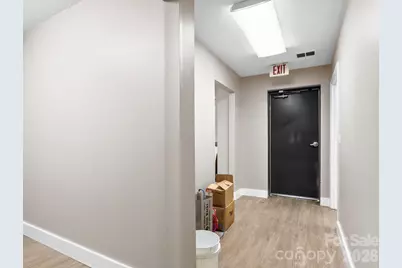 695 Nc 9 Highway, Black Mountain, NC 28711 - Photo 13