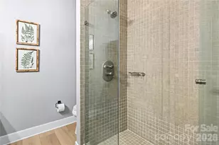 2094 Euclid Ave, Charlotte, NC 28203 - Photo 13