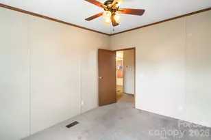 210 Ledbetter Ln, Franklin, NC 28734 - Photo 23