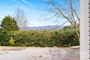 210 Ledbetter Ln, Franklin, NC 28734 - Photo 7