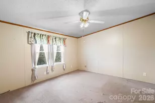 210 Ledbetter Ln, Franklin, NC 28734 - Photo 27