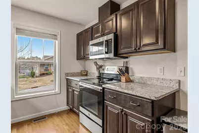 21 Yarrow Meadow Road, Weaverville, NC 28787 - Photo 9