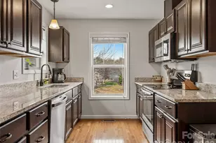 21 Yarrow Meadow Rd, Weaverville, NC 28787 - Photo 3