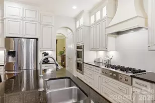 10018 Dressage Ln, Midland, NC 28107 - Photo 11