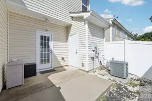 12720 Livengood Ln, Charlotte, NC 28269 - Photo 29