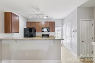 12720 Livengood Ln, Charlotte, NC 28269 - Photo 11