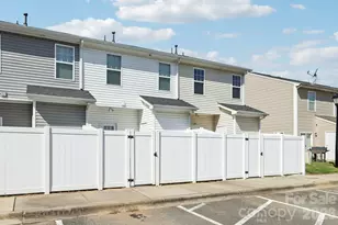 12720 Livengood Ln, Charlotte, NC 28269 - Photo 31