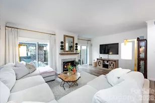 5801 Sharon Rd, Charlotte, NC 28210 - Photo 9