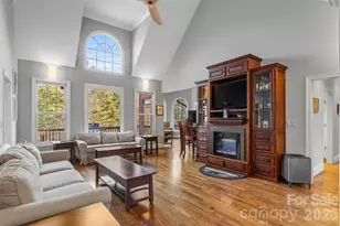 293 Bear Cliff Dr, Nebo, NC 28761 - Photo 25