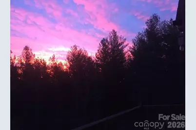 293 Bear Cliff Drive, Nebo, NC 28761 - Photo 17