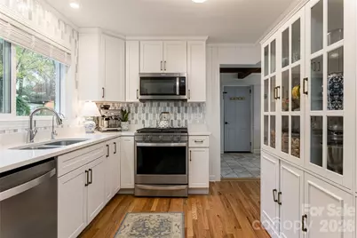 28 Ridgefield Place, Asheville, NC 28803 - Photo 11