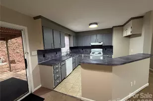 4051 Plum St, Conover, NC 28613 - Photo 3