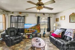 301 Mulberry St, Clyde, NC 28721 - Photo 7