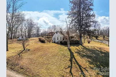 301 Mulberry Street, Clyde, NC 28721 - Photo 21