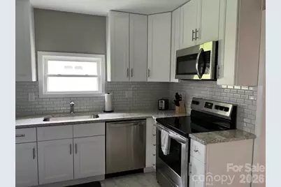 2205 Thurmond Place, Charlotte, NC 28205 - Photo 7