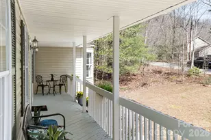 8 Fiver Ln, Asheville, NC 28803 - Photo 3