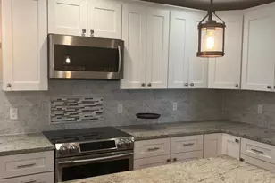 9015 Carastan Dr, Charlotte, NC 28216 - Photo 5