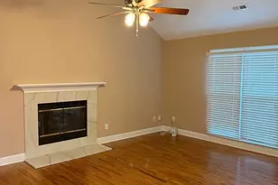 9015 Carastan Dr, Charlotte, NC 28216 - Photo 7