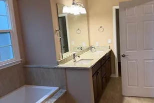 9015 Carastan Dr, Charlotte, NC 28216 - Photo 11