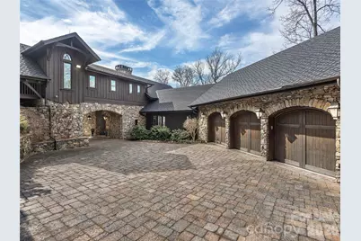 434 Coopers Hawk Drive, Asheville, NC 28803 - Photo 3